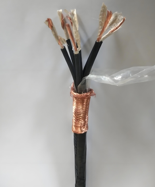 金聯(lián)宇電纜分析電纜護(hù)套越厚質(zhì)量就越好嗎？其實不然！.jpg